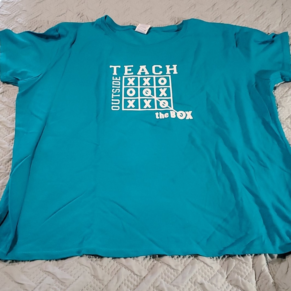 Gildan T-shirt
